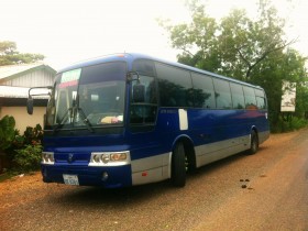 Fernbus in Laos