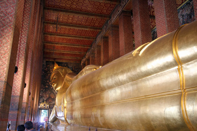 Goldener Buddha in Wat Pho